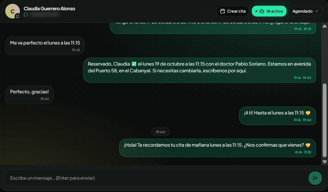 Conversación de WhatsApp atendida por la IA